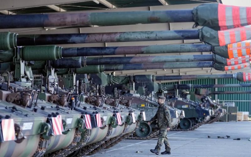 Ευρώπη: απέραντο οπλοστάσιο στις πλάτες των λαών