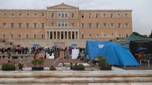 4 - vouli routsi.jpg