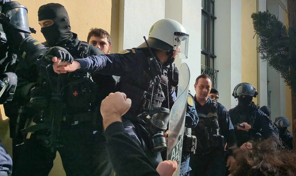 RWMANOS-20241122-FOTO-DIK