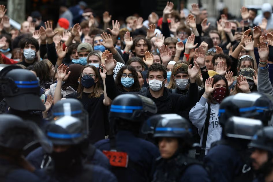 202610eca_france_student_protest